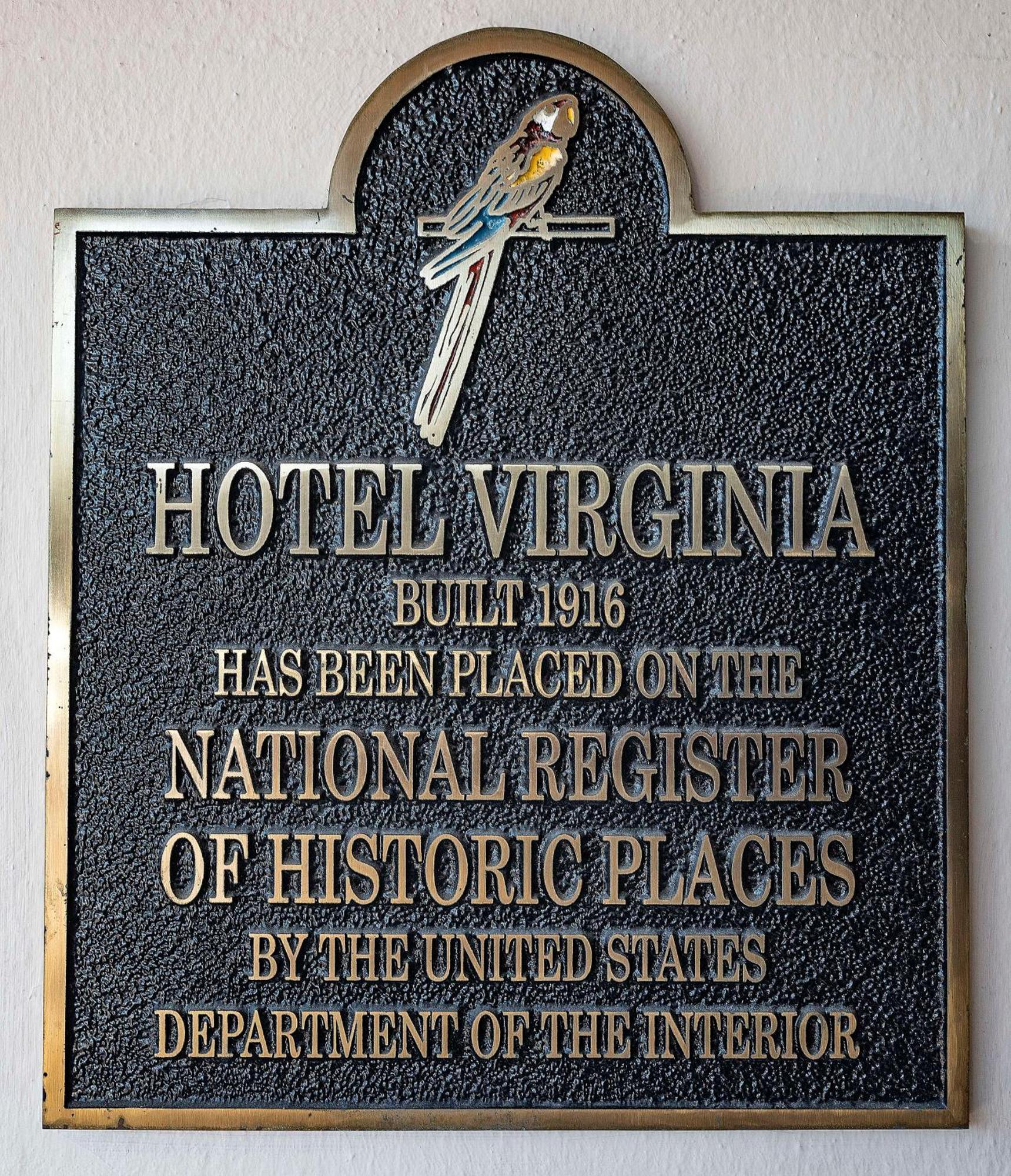 Hotel Virginia Santa Barbara, Tapestry Collection By Hilton Екстериор снимка